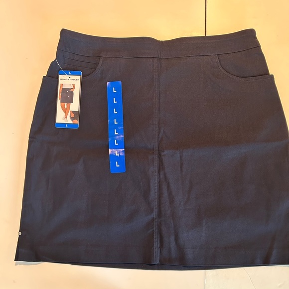 Hilary Radley Womens' Super Stretch Skort Large - Picture 2 of 5
